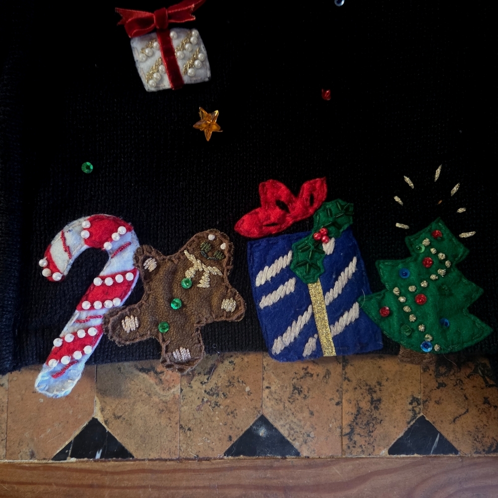 Austin Clothing Co. Black Sweater - Picture 3 of 10